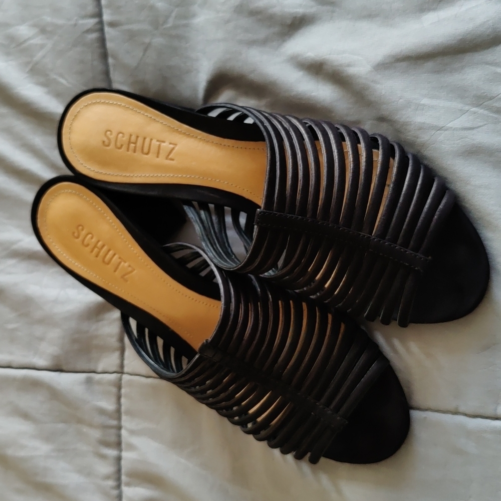 SCHUTZ nubuck mules size 7 black